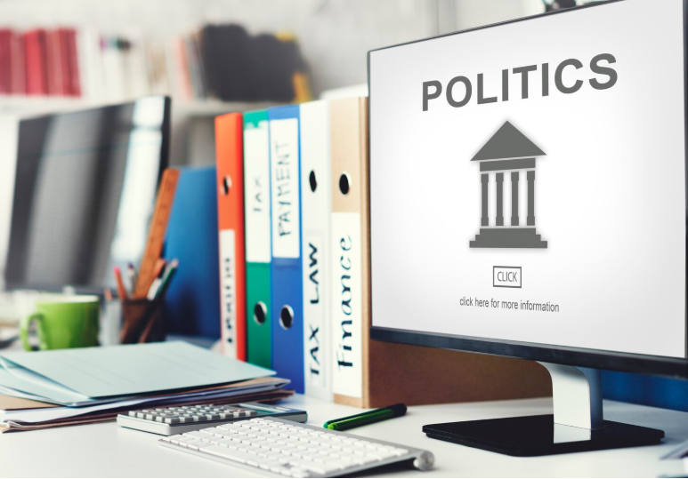 Course Image Public Policy Development, Governance and Administration